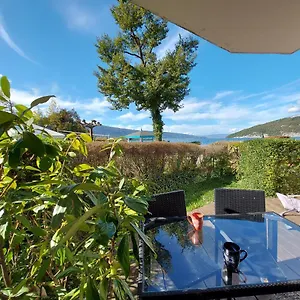  Appartement Les Pieds Dans L'eau Au Bord Du D'annecy